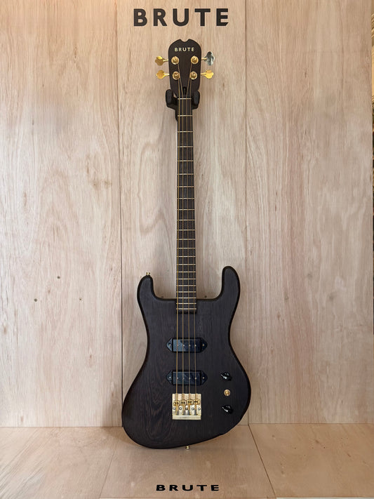 BRUTE - MO BASS