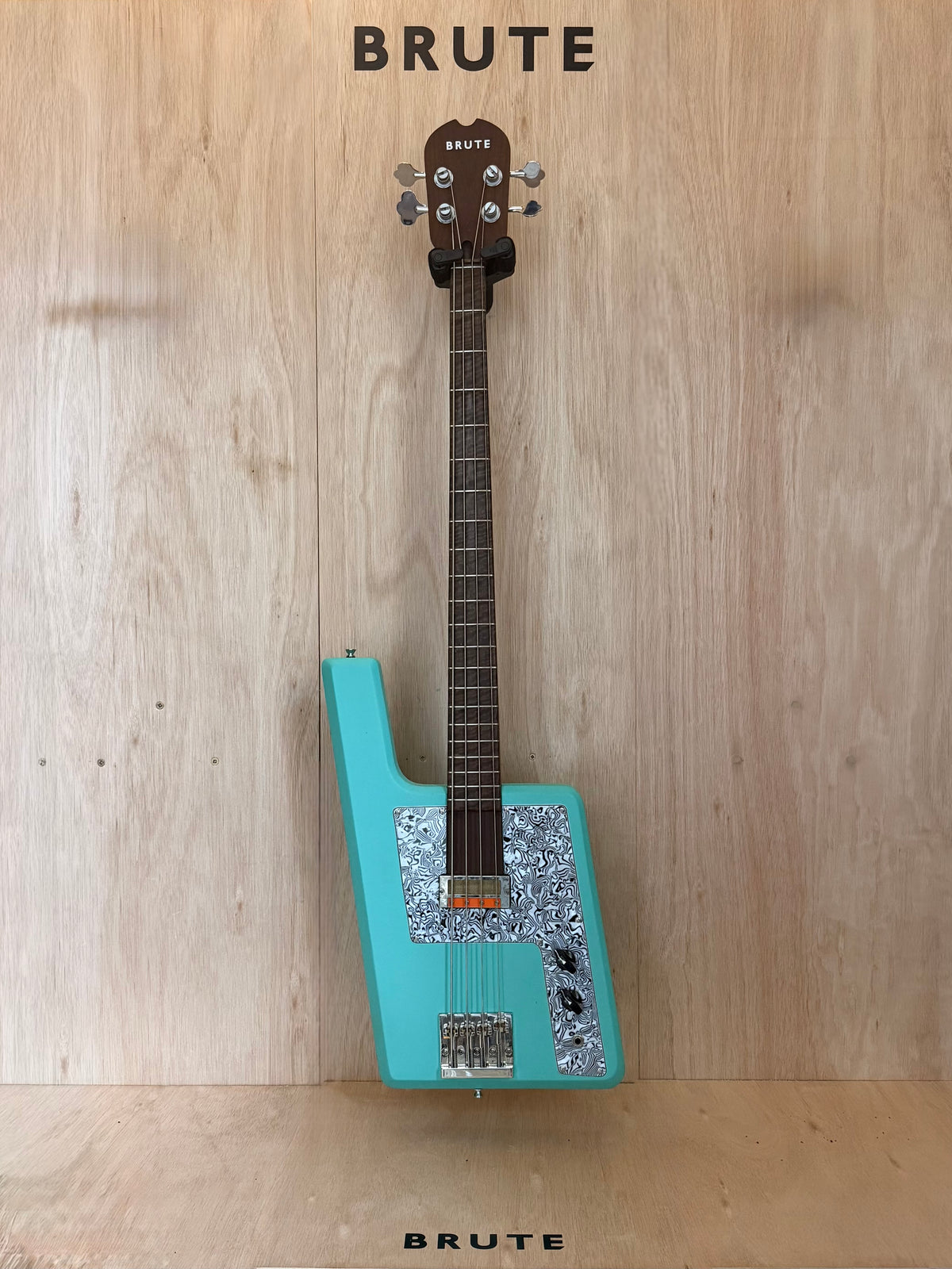 BRUTE - FLIP FLIP BASS